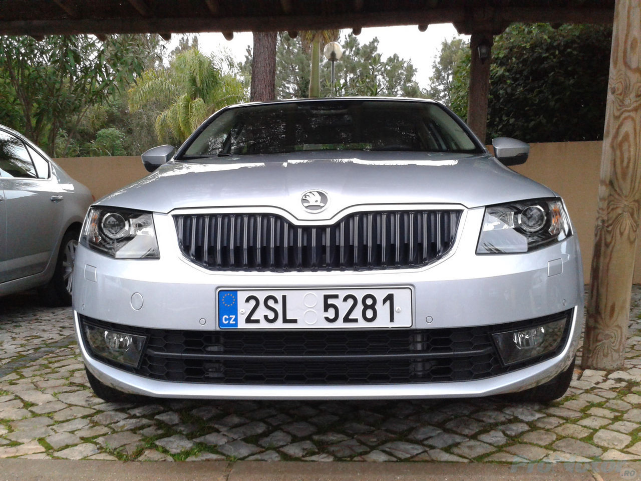 Skoda Octavia 3 front