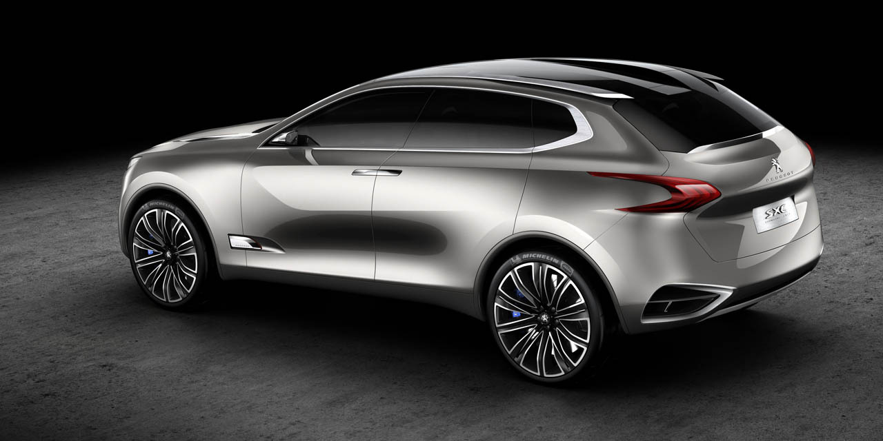 Peugeot SXC are dimensiuni generoase si un design elegant si sportiv