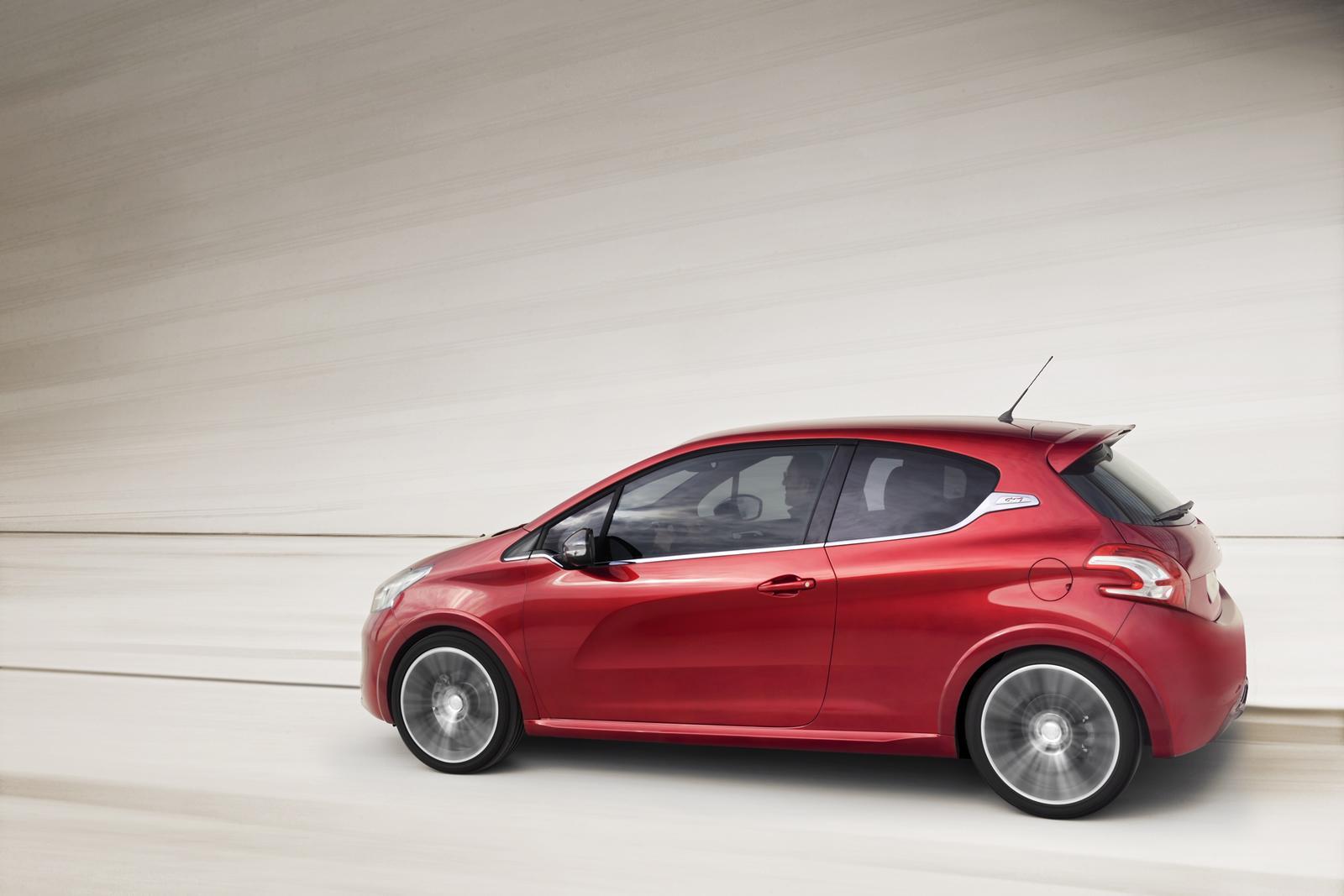 Motorul de sub capota lui Peugeot 208 GTi este cunoscutul turbo de 1,6 litri si 200 CP